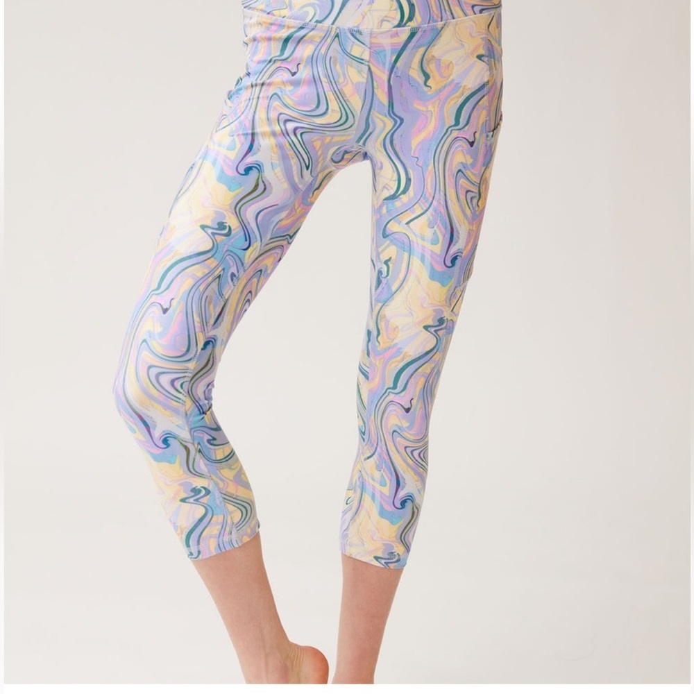 Gottex Tummy Compression Moisture Wicking Stretch Phone Pkt Active Leggings